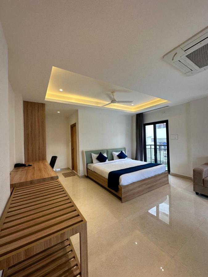 Western Suites Hitech City Гайдарабад Екстер'єр фото