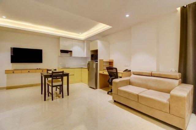 Western Suites Hitech City Гайдарабад Екстер'єр фото
